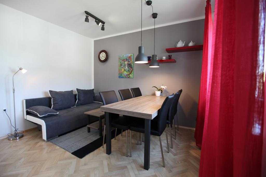 Apartment Gondola Maribor Extérieur photo
